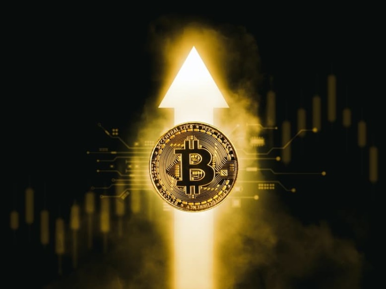 比特币将暴涨?发现历史性的 BTC 杯柄形态