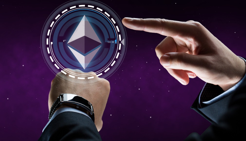 以太坊(ETH/USD)在 27.8 亿美元期权到期和看涨势头的推动下有望突破 2,650 美元
