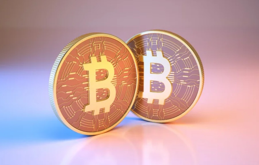 比特币谷歌搜索量接近四年来的最低点,价格一度突破 66,000 美元