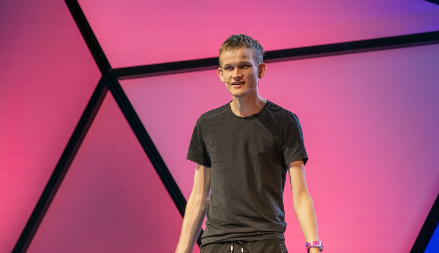 Vitalik Buterin 将 Meme 币兑换为 ETH,向 Crypto Policy Group 捐赠 100 万美元
