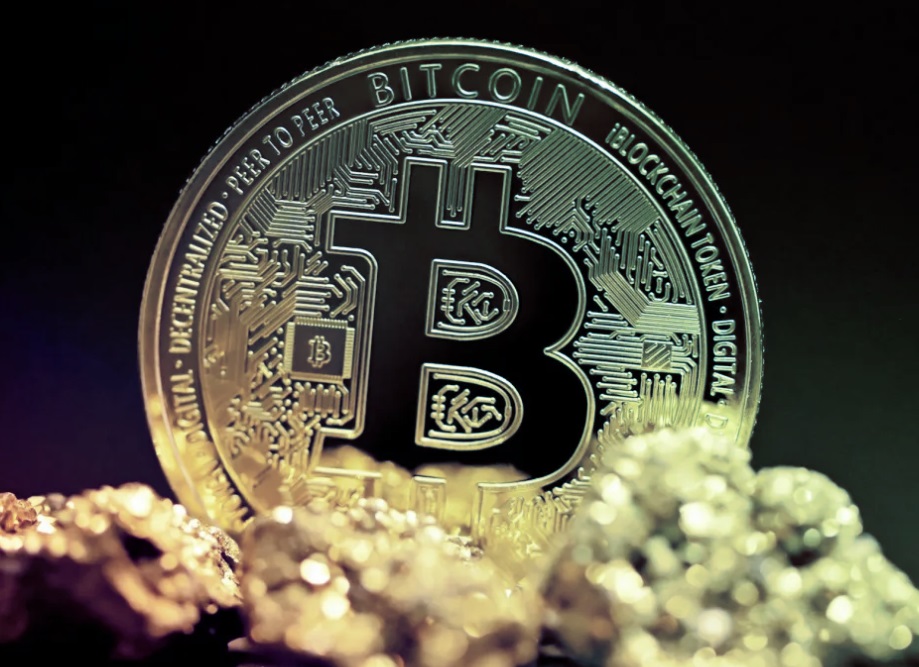 贸易公司预测,比特币有望在 10 年内取代黄金