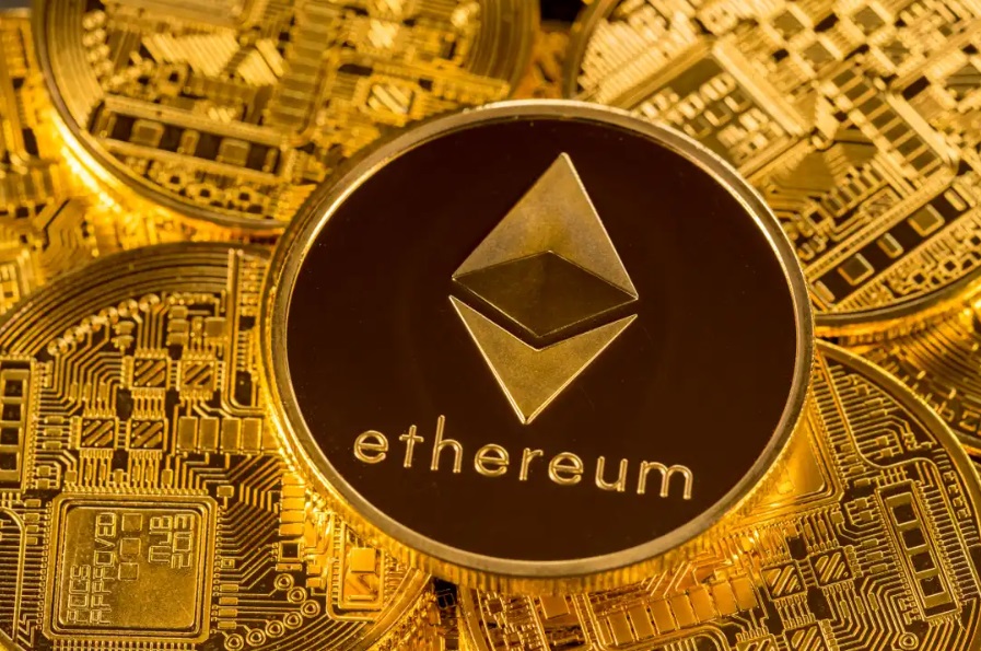 随着价格进入积累区,$ETH 购买量不断增加